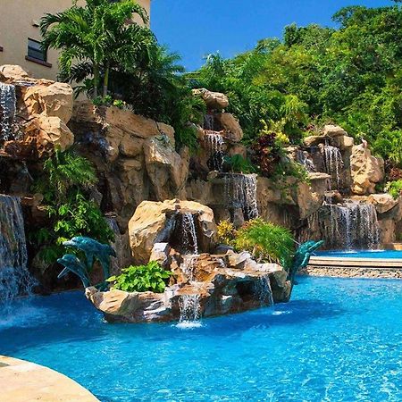 Clarion Suites Roatan At Pineapple Villas French Harbour Exterior foto