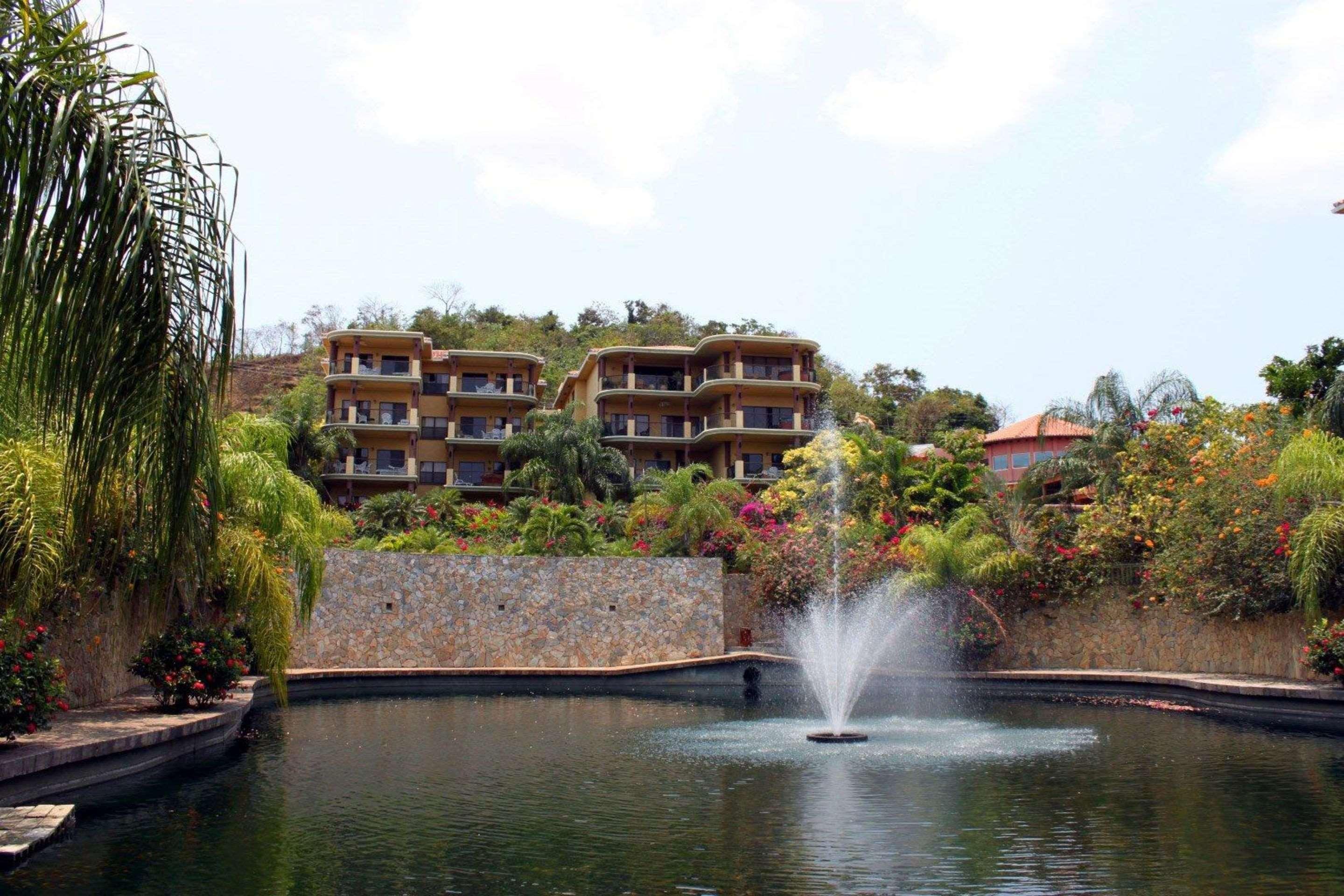 Clarion Suites Roatan At Pineapple Villas French Harbour Exterior foto