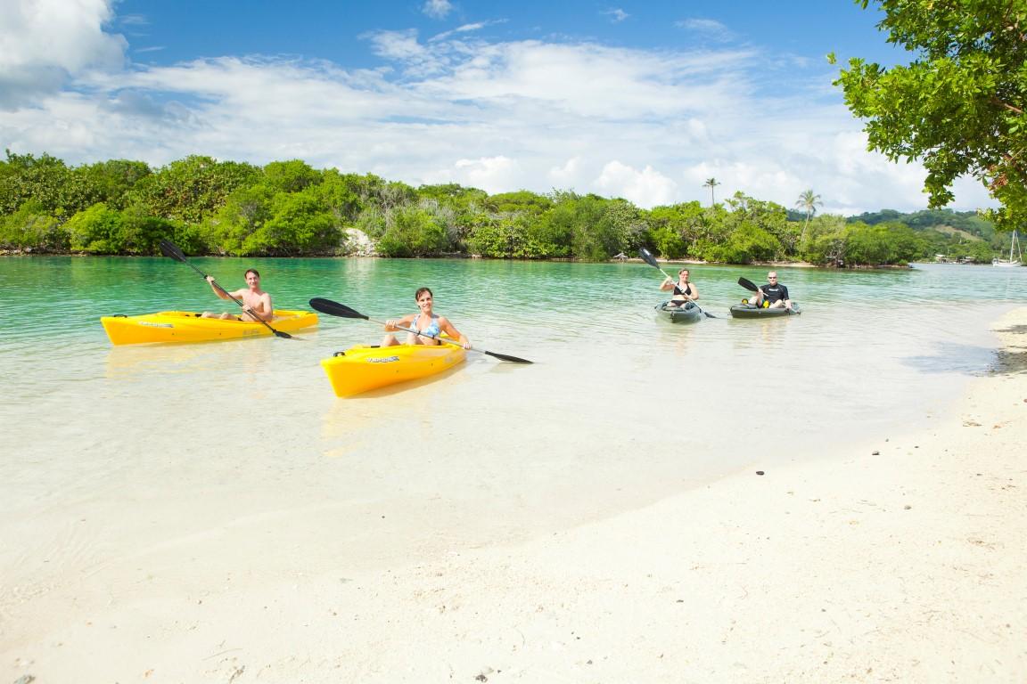 Clarion Suites Roatan At Pineapple Villas French Harbour Exterior foto