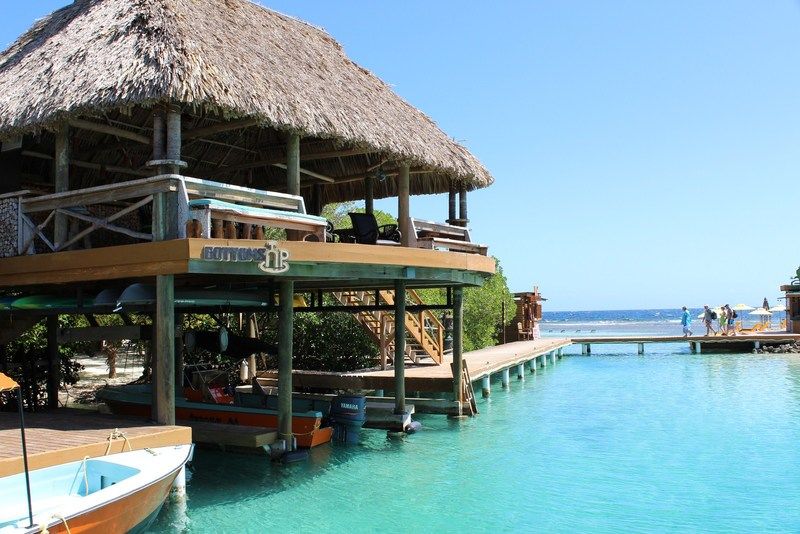 Clarion Suites Roatan At Pineapple Villas French Harbour Exterior foto